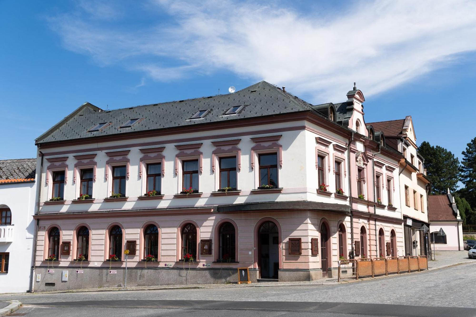 Apartmany Nabrezi Susice Nad Otavou Buitenkant foto